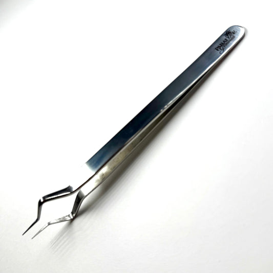 Determined Isolation Tweezer